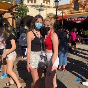 Meet your Posher, Carly